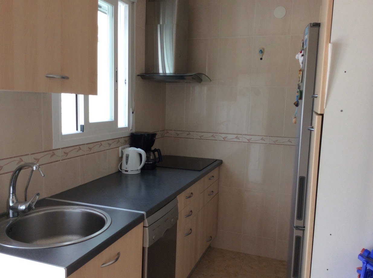 La casita en venta se entrega con la cocina totalmente equipada para no perder el tiempo y que pueda disfrutar de lo que realmente importa.