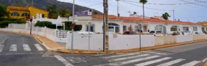 Bonito chalet adosado sin COMUNIDAD DE VECINOS ni OBLIGACIONES COMUNALES