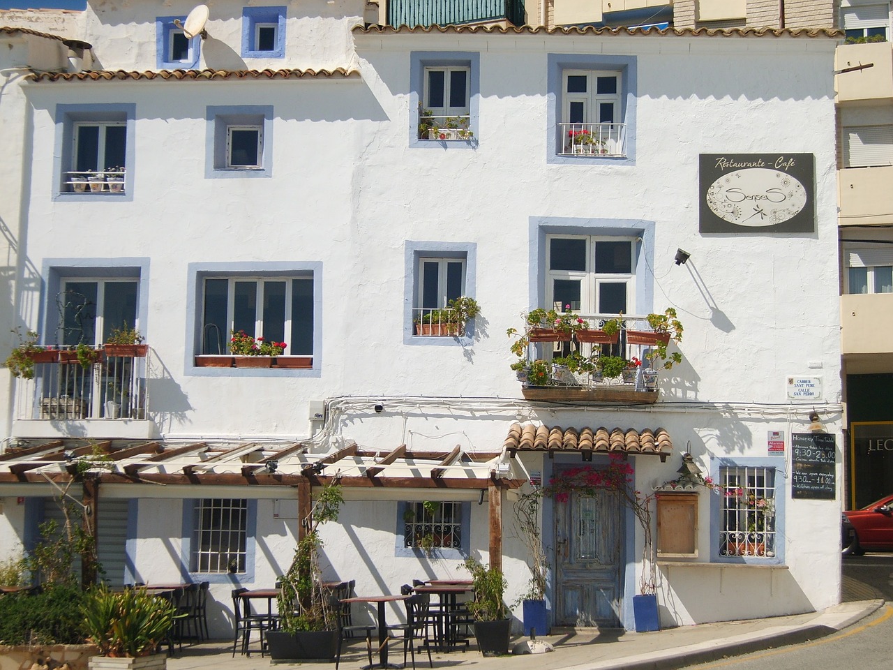 Restaurante con terraza y vistas al casco antiguo de Altea